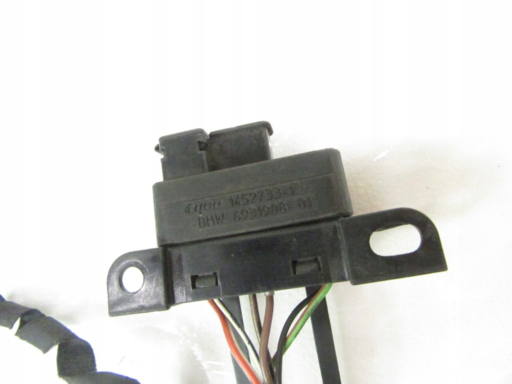 Разъём колодка штекер obd bmw e60 e61 e63 e81 e83 e88 e90 e91 e92 e93 в Украине