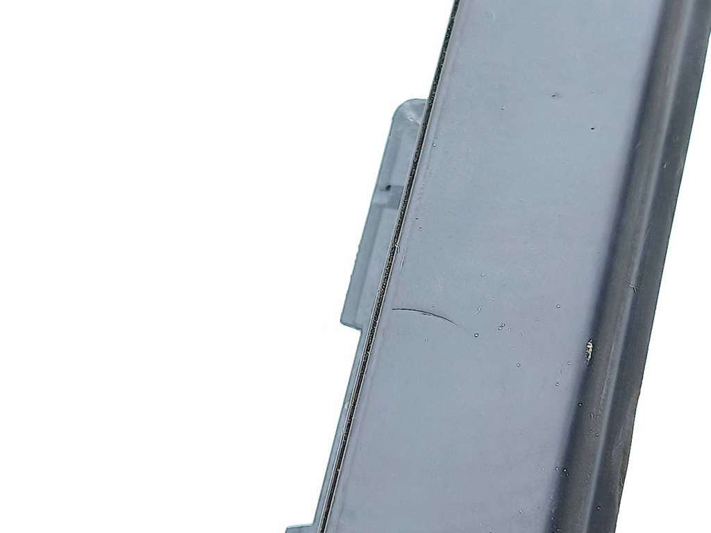 фото №9, Peugeot 308 2022 молдинг скло задній