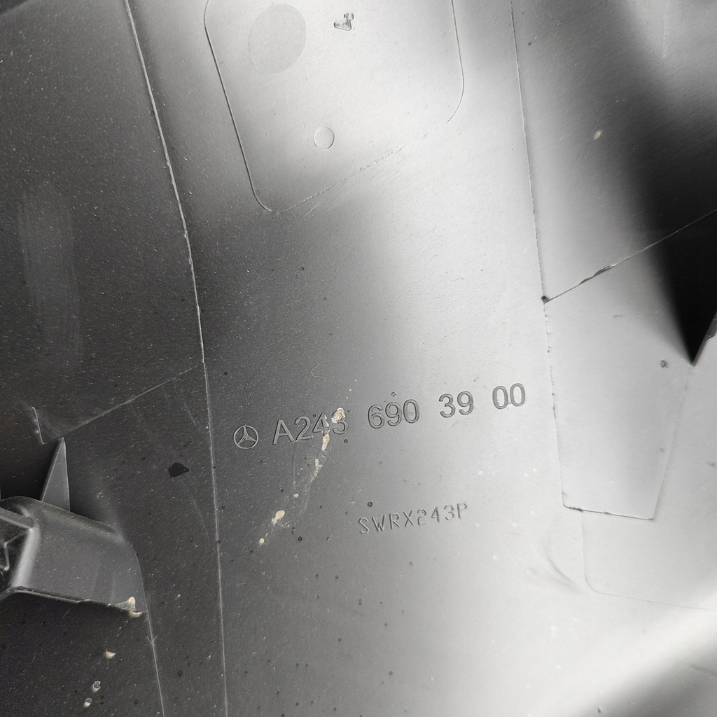 фото №6, Mercedes-benz eqb 2024 молдинг поріг задня