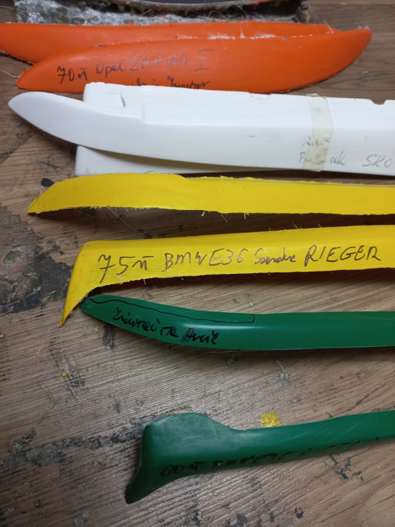 Накладки на фари bmw e36 зразок rieger вузькі зелені foto Зі Шроту