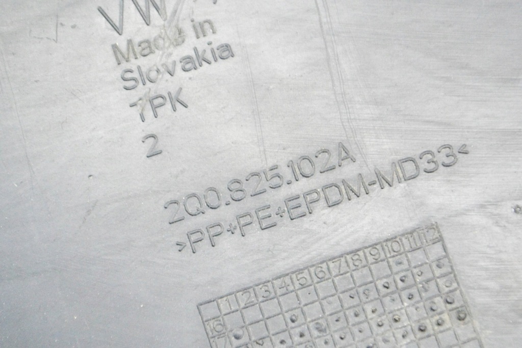 фото №7, Skoda kamiq nw4 задняя правая защита подвеска 2q0825102a 1.0 бензин 70kw 202