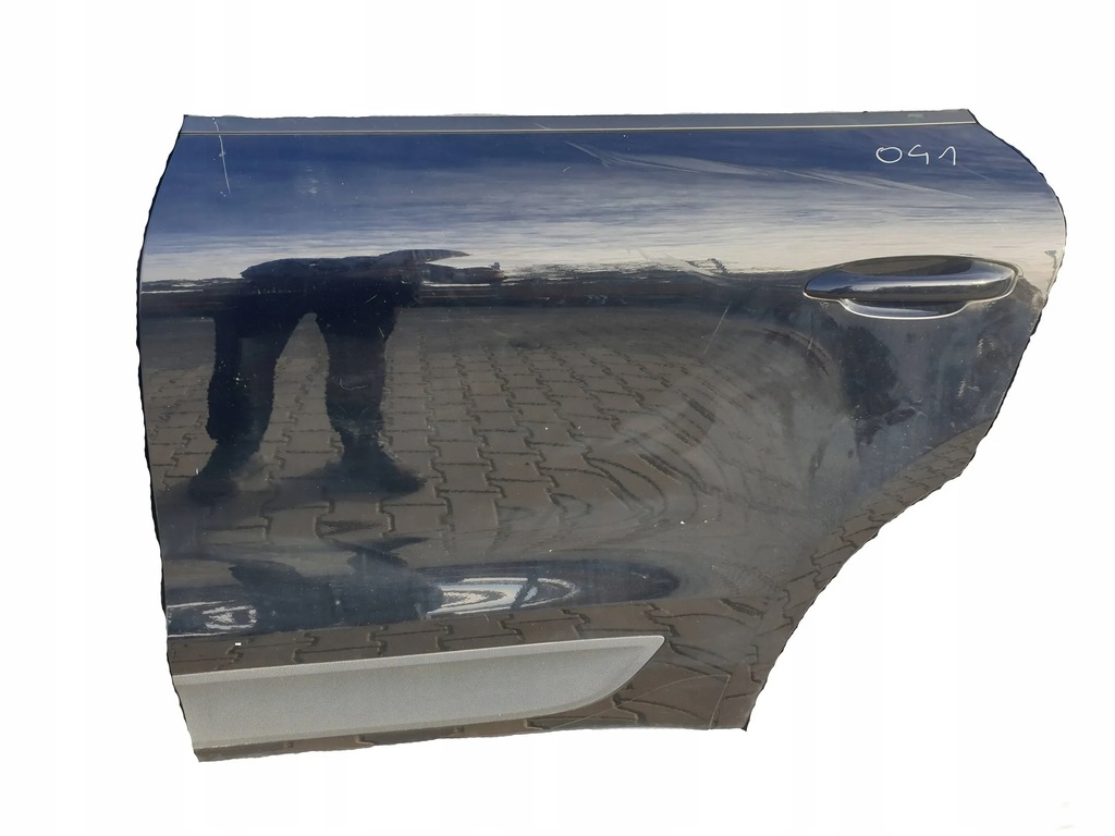 фото №1, Дверь левая задняя задние porsche macan a1 / 041