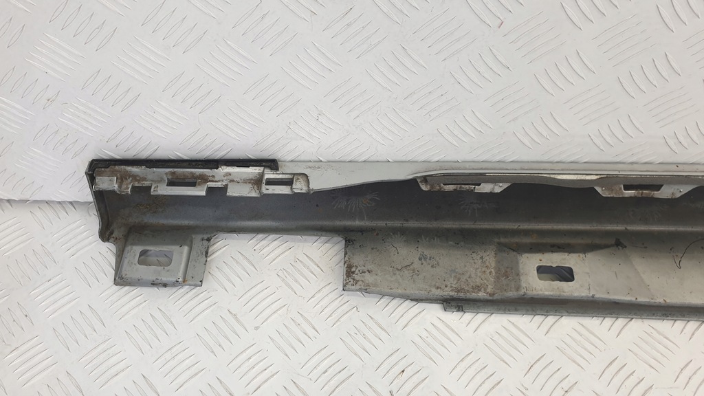 фото №6, Audi a6 c7 обычная молдинг порог правая