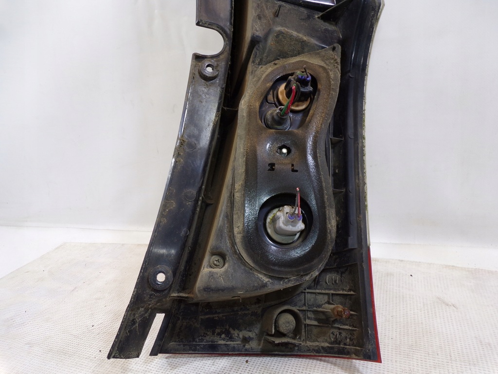 фото №12, Лампа задня задня ліва mitsubishi grandis