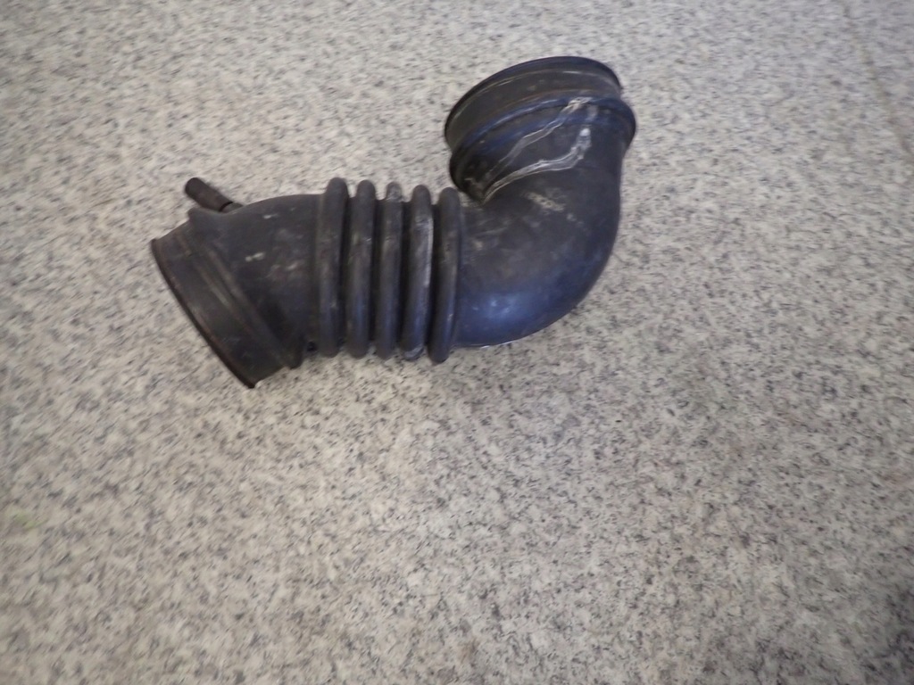 фото №3, Mitsubishi lancer vii 1.6 i 04- труба воздуха