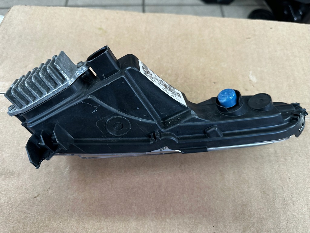 фото №11, Bmw i3 01 левый противотуманная фара поворотник led перед 2017-