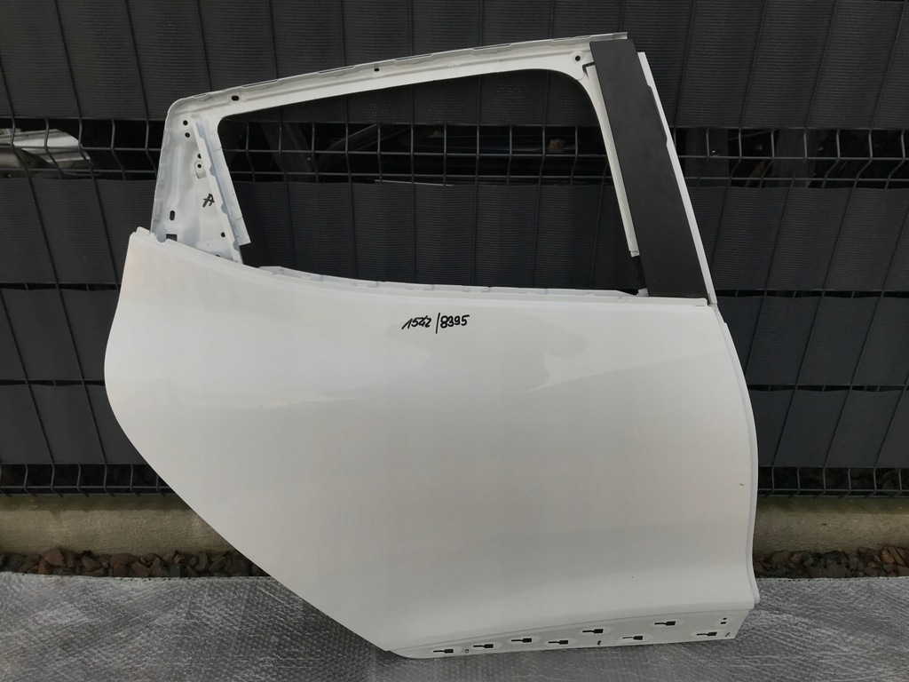 фото №1, Renault clio 4 iv правое дверь задняя hb 5d 2012-