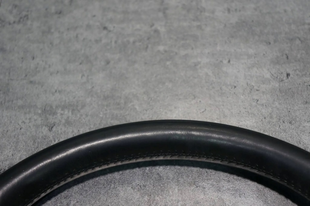 фото №16, Воздуховод кожа кожаный срезанная подушка подушка безопасности audi tt a3 8p lift s3 tts