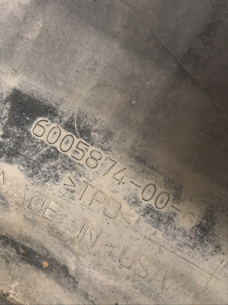 Tesla s 12-16 молдинг порог порог левая 6005874-00 с Разборки