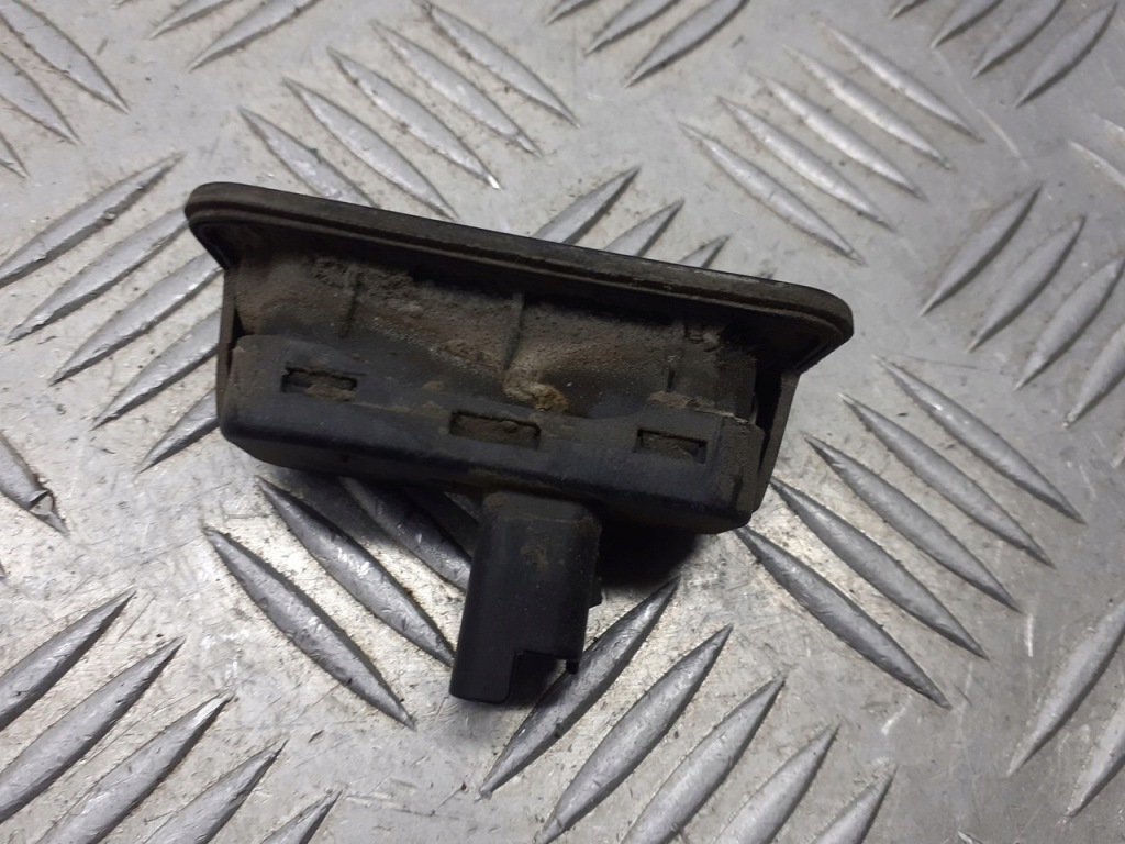 фото №4, Микровыключатель замка крышки renault scenic ii 1.9 dci 8200076258