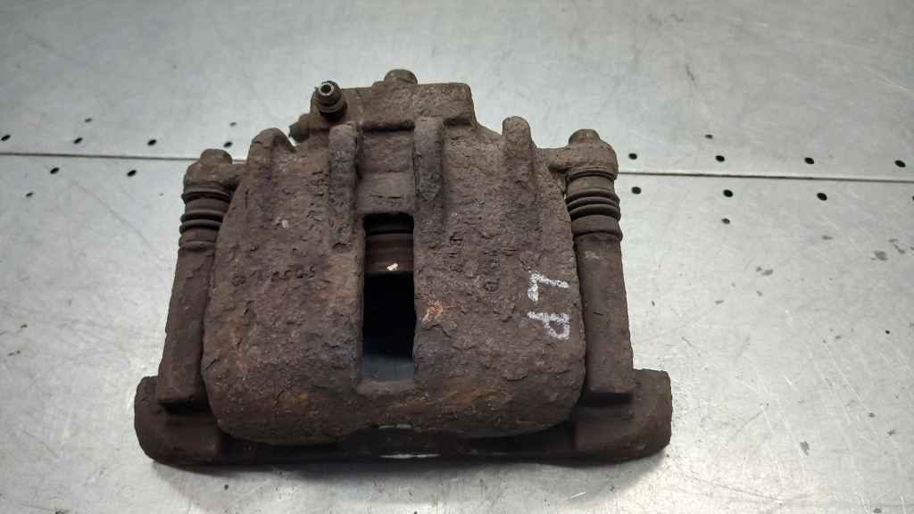 фото №1, Суппорт левый перед honada civic vii 01r