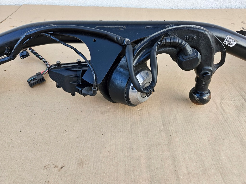 фото №8, Hak буксировочный vw golf viii 8 5h0803881f