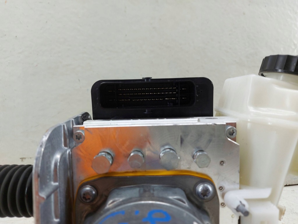 Bmw x1 u11 насос abs усилитель тормозов Киев