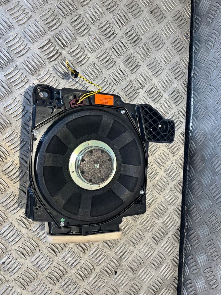 фото №1, Динамик сабвуфер левый mini countryman r60 9239777