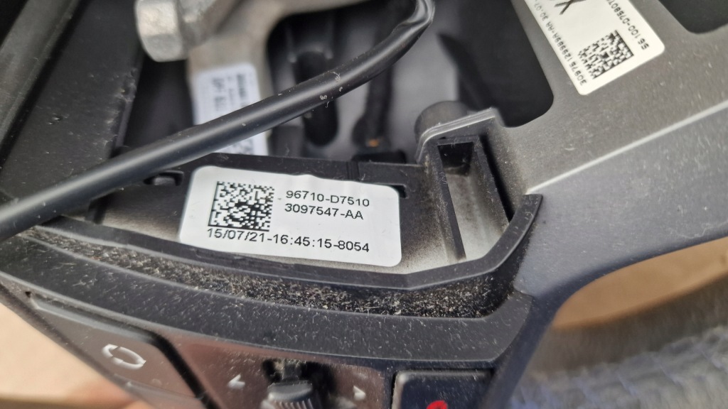 Купить Hyundai tucson 3 3 руль 96720-d7220 мультифункция