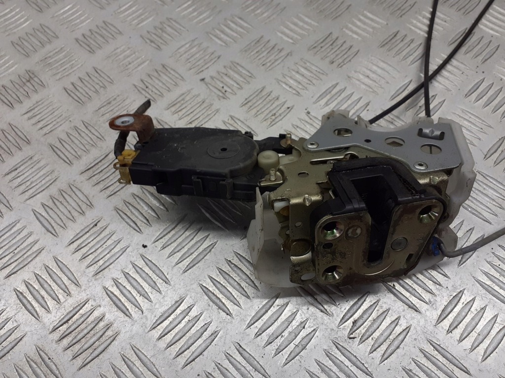 фото №2, Замок дверь правый перед subaru forester 2pin