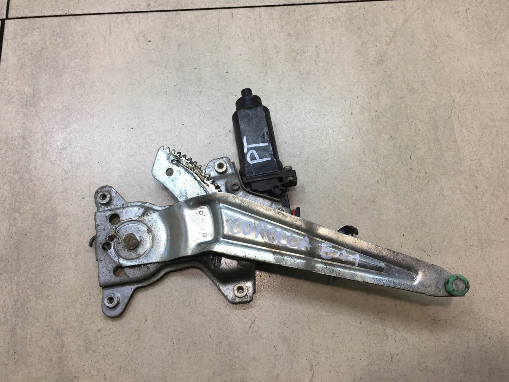 фото №1, Подъемник стекло правый задняя corolla e12