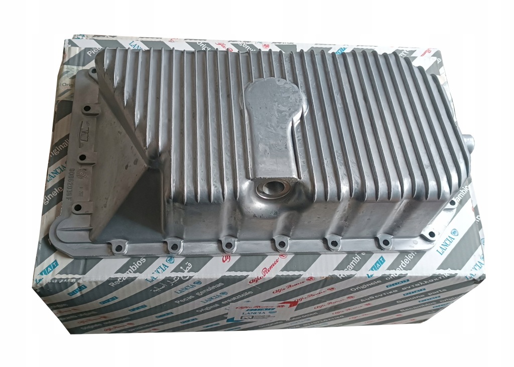 фото №1, Поддон масло alfa romeo 155 164 2.5td nowa оригинал