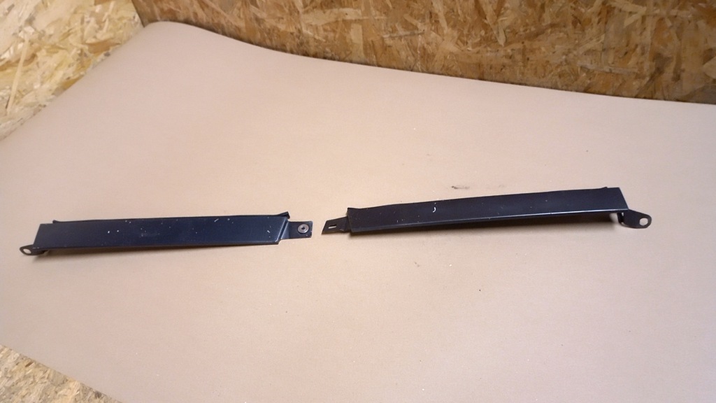 фото №8, Mercedes w 124 94 r молдинг pod фара перед оригинал