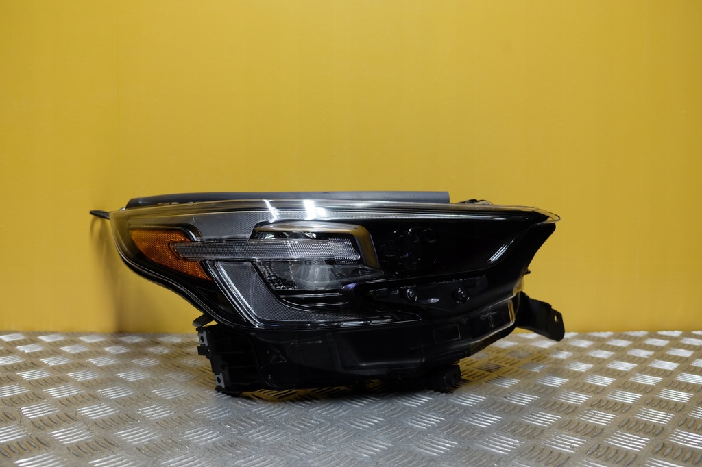 фото №1, Subaru legacy outback 2023- фара лампа full led права usa
