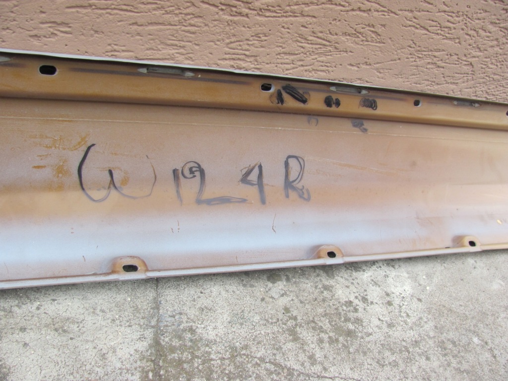 фото №13, Mercedes w124 накладка порог молдинг порог правая