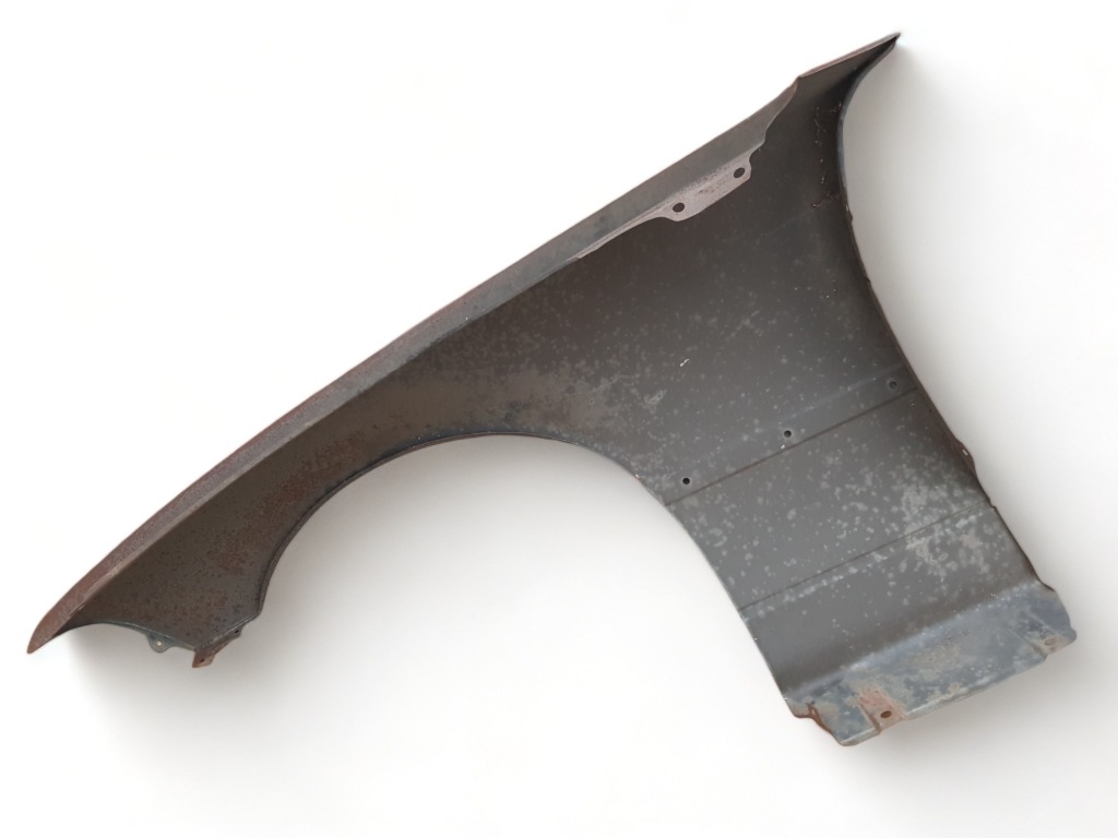 Крила правий перед bmw e36 купе Київ