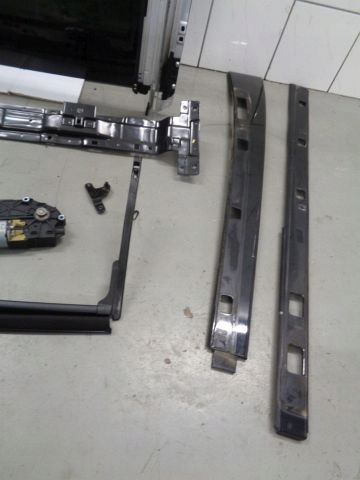 фото №7, Hyundai ix35 lift 14 крыша стеклянный панорамный