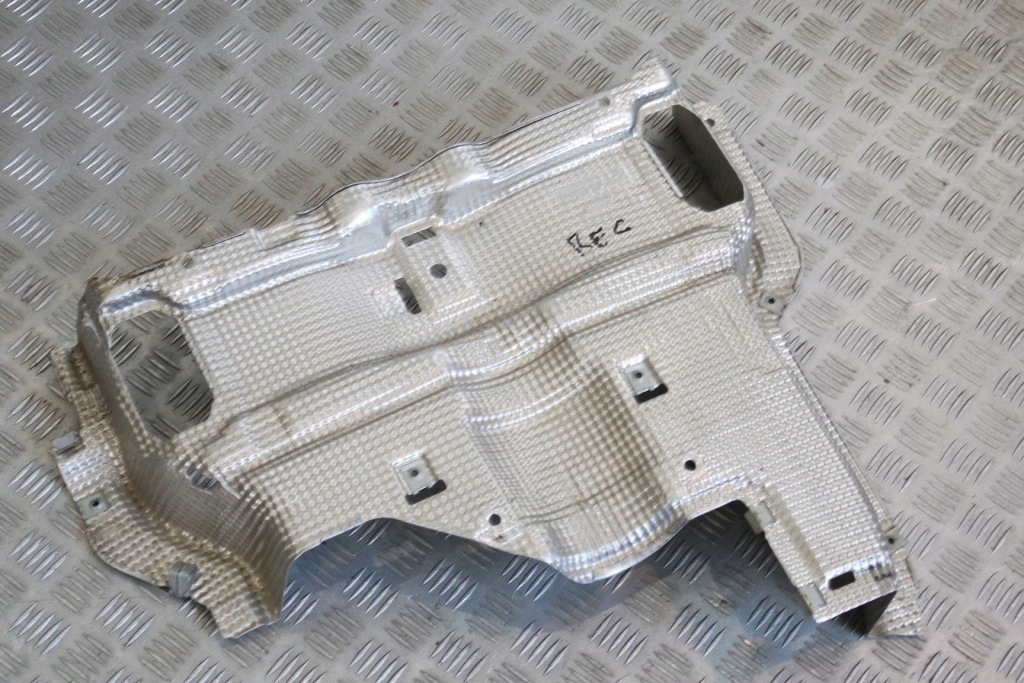 фото №1, Захист теплова mercedes w167 a1676807408