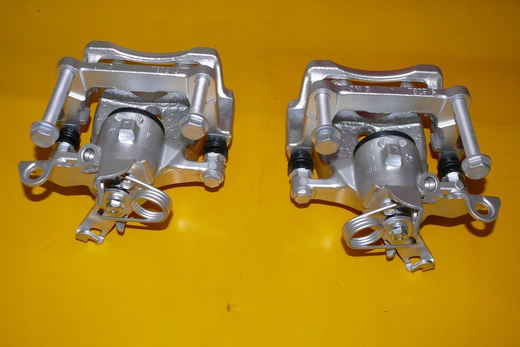 фото №8, Суппорты левый правый задняя vw phaeton i 280/22 02-06