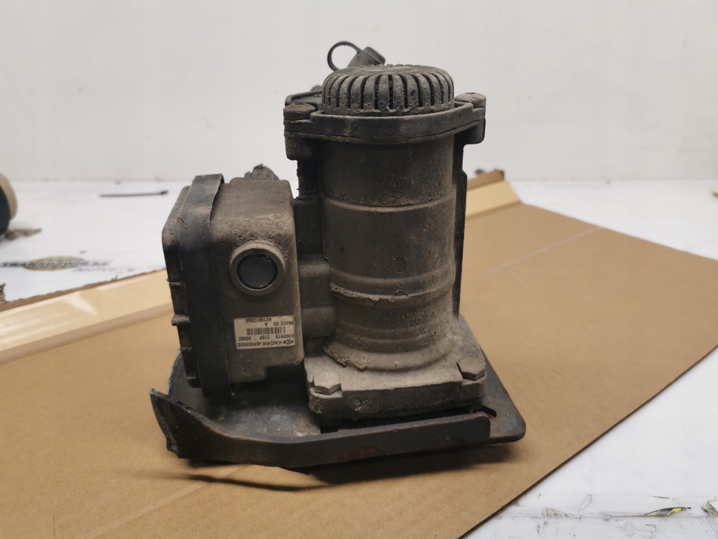 Купить Клапан ebs renault magnum 5010612854 all/n/d2