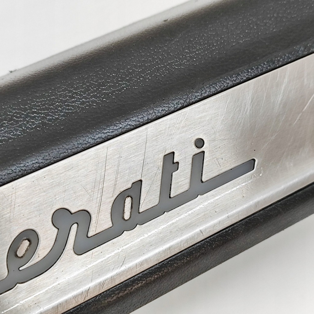 фото №7, Maserati levante 2016 правая сторона молдинг порог передняя