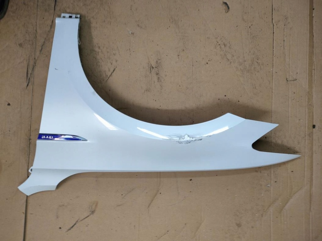 фото №1, Passat b8 2014- крила перед лівий молдинг gte оригінал гарний