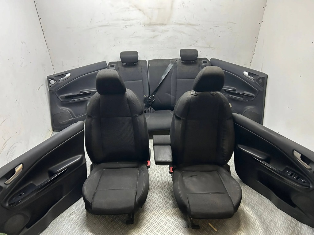 фото №1, Сидіння сидіння заднє сидіння комплект alfa romeo giulietta