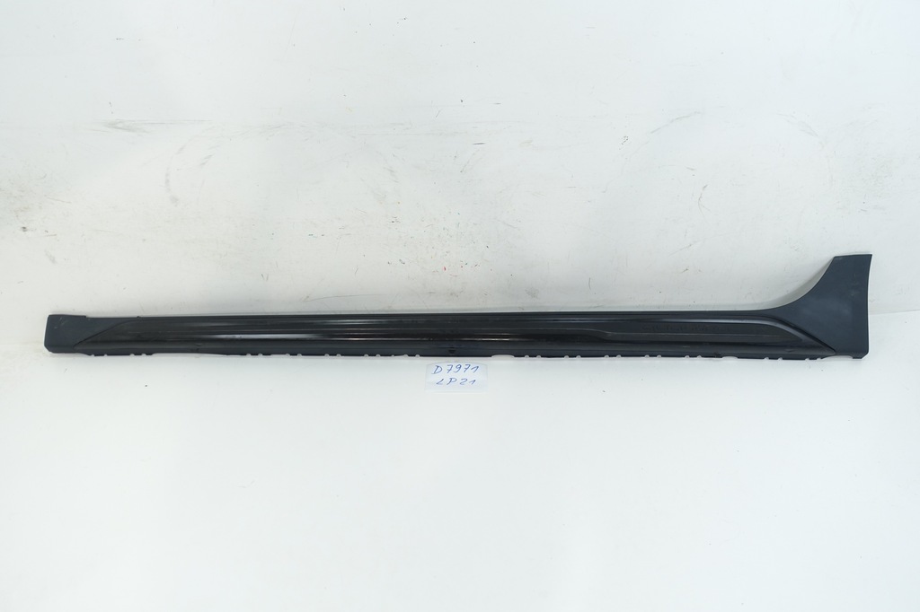 фото №1, Молдинг порог левая audi a4 b9 lift kombi allroad