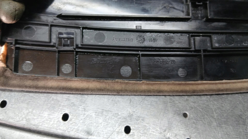 Свет стоп vw passat b5 fl 00-05r 1.9tdi sedan 1j5945121 Недорого