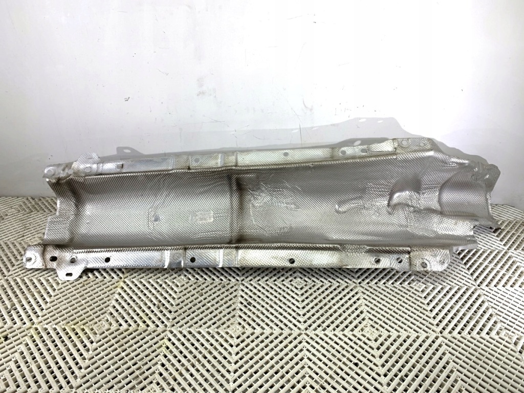 фото №1, Защита тепловая выхлоп renault clio v 747517581r