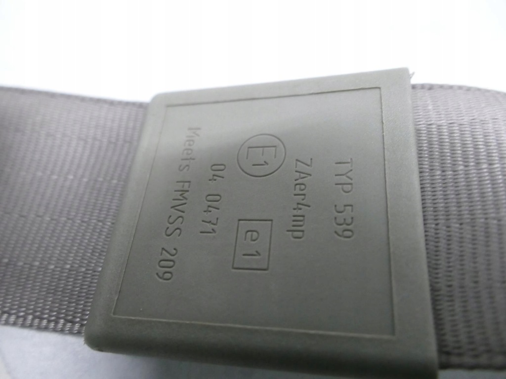 Audi a8 2 d3 рестайлинг  ремень безопасности правый  перед Цена