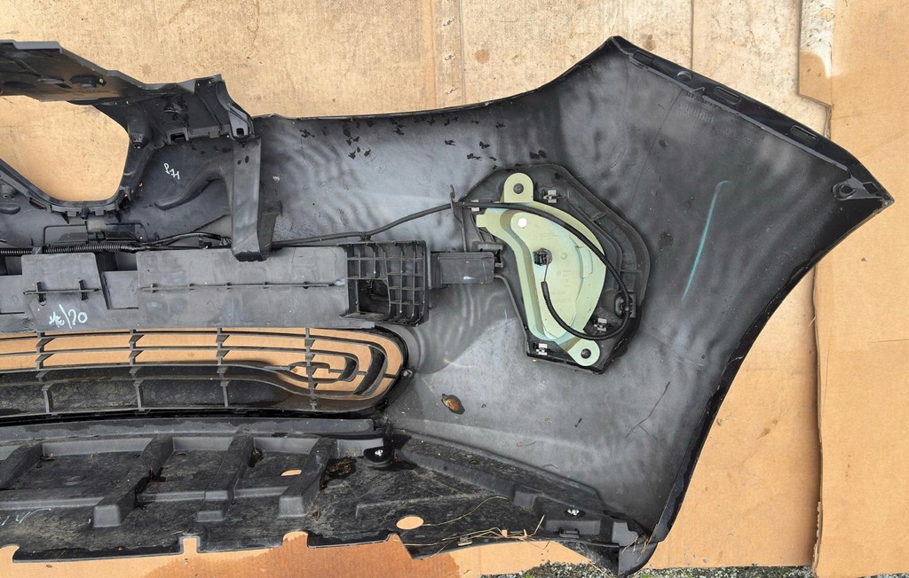 фото №12, Бампер перед передний renault zoe 620102855r решётка хром чёрный противотуманные фары