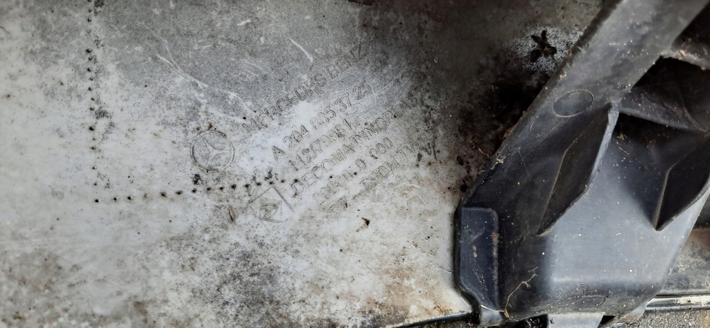 Mercedes c klasa w204 amg бампер перед передний a2048853725 Доставка