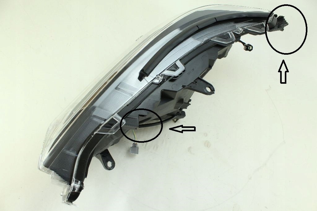 фото №5, Лампа права фара toyota rav4 v перед 19-