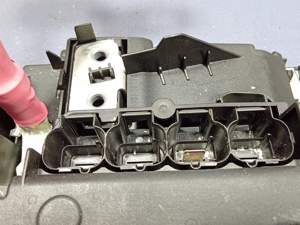 фото №5, Bmw 5 g30 g31 розподільник струму клема плюсова 9391187