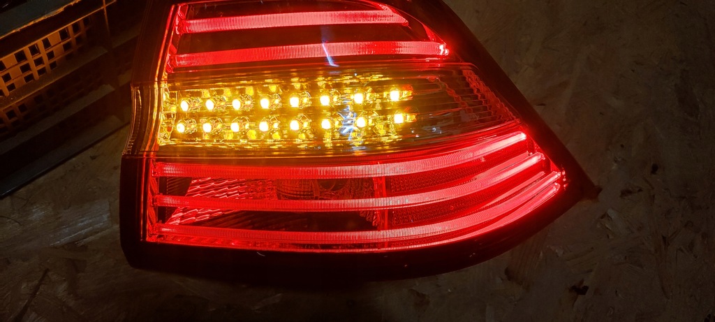 фото №10, Лампа задняя правая mercedes ml w166