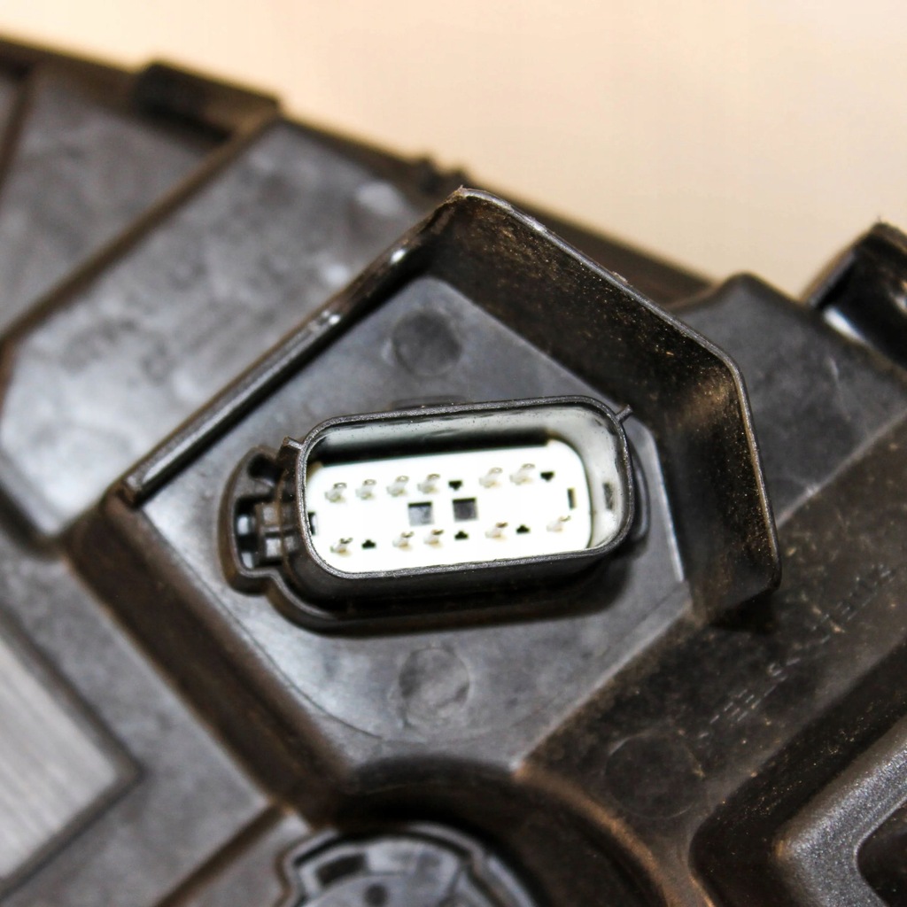 фото №7, Ford transit - tourneo connect 2020 права сторона лампа передня kt1b13w029