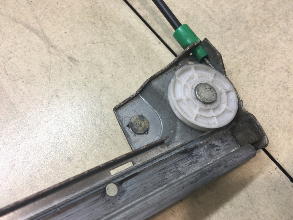 фото №6, Подъемник стекло правый перед 406 9633878980