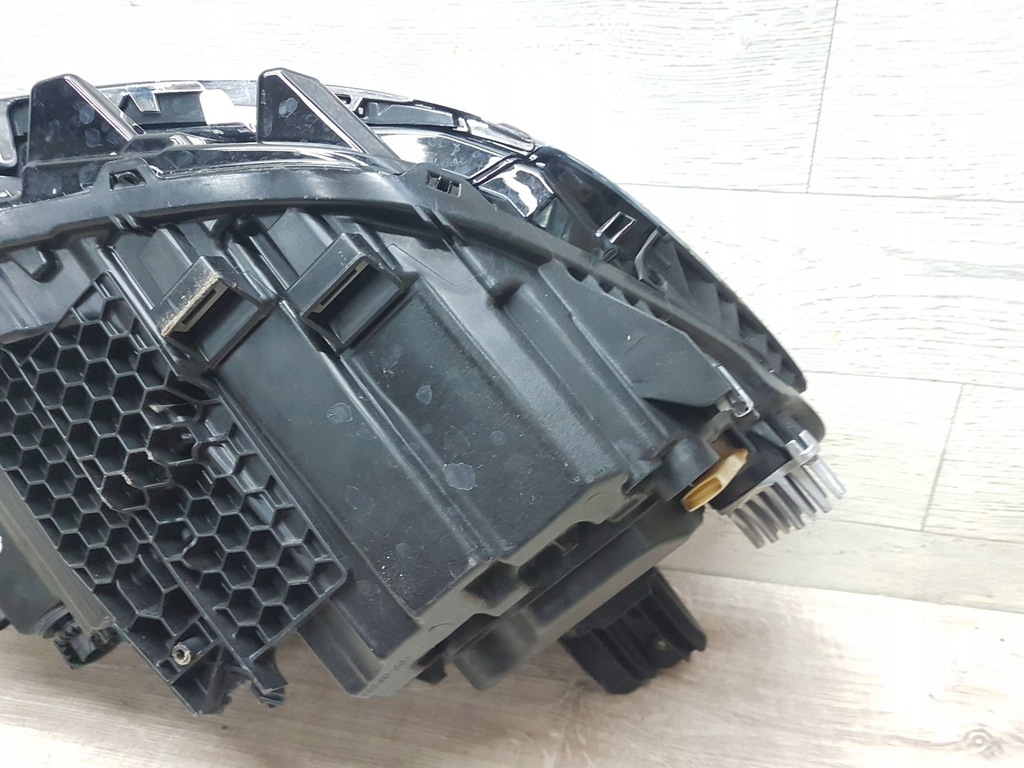 фото №10, Лампа передняя левая volkswagen passat b8 3g1941081p