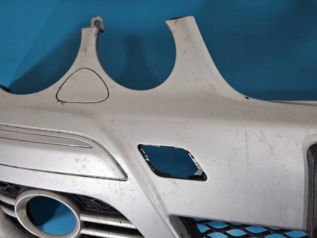 фото №13, Бампер перед mercedes w211 02-06 серебристый 744