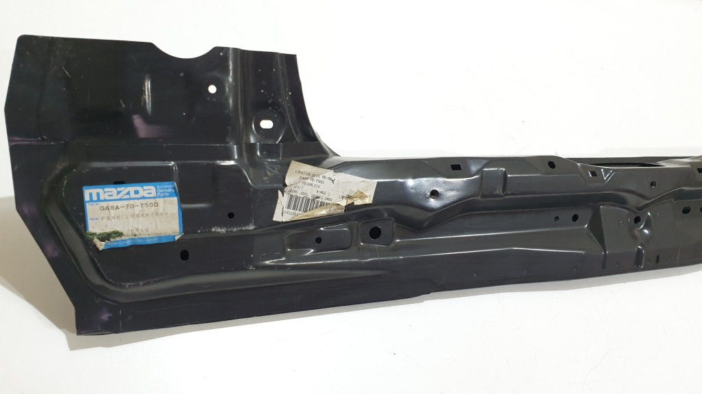 фото №8, Pas задний панель mazda 626 ga8a-70-750d оригинал