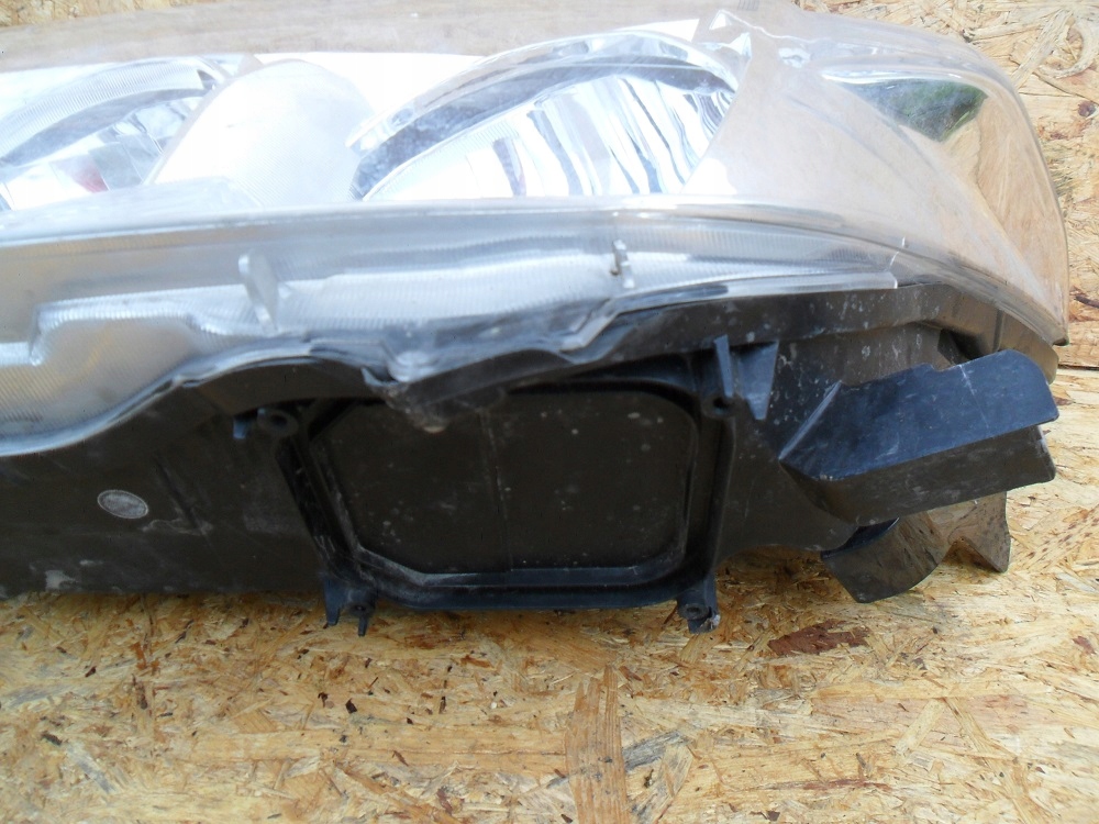 фото №9, Toyota land cruiser v8 fj200 07- фара левый