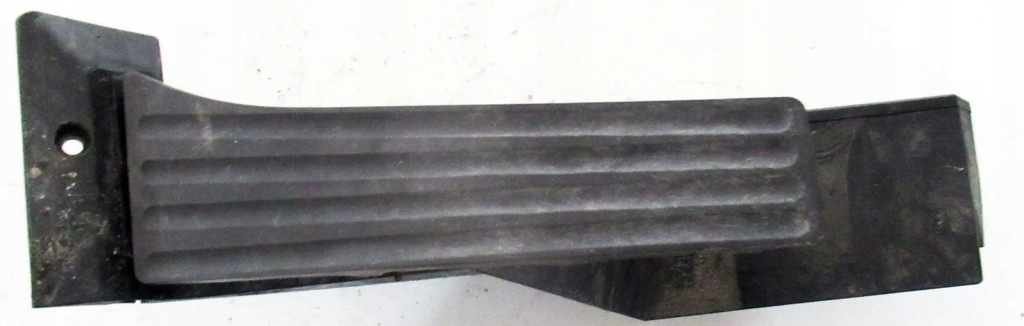 фото №1, Bmw 1 e81 e87 1.6 педаль газа