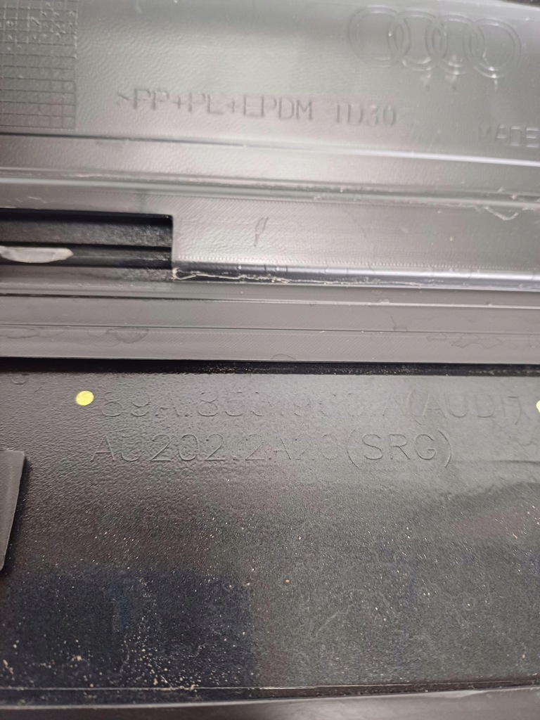 фото №10, Молдинг двері правий перед передня права audi q4 e-tron